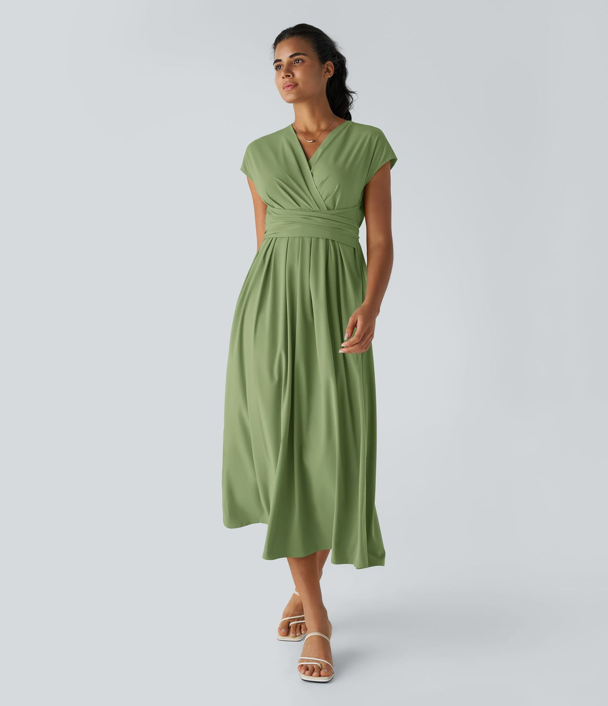 Breezeful™ Robe Mi-Longue Col en V Manches Courtes Poche Latérale Nouée au Dos Séchage Rapide