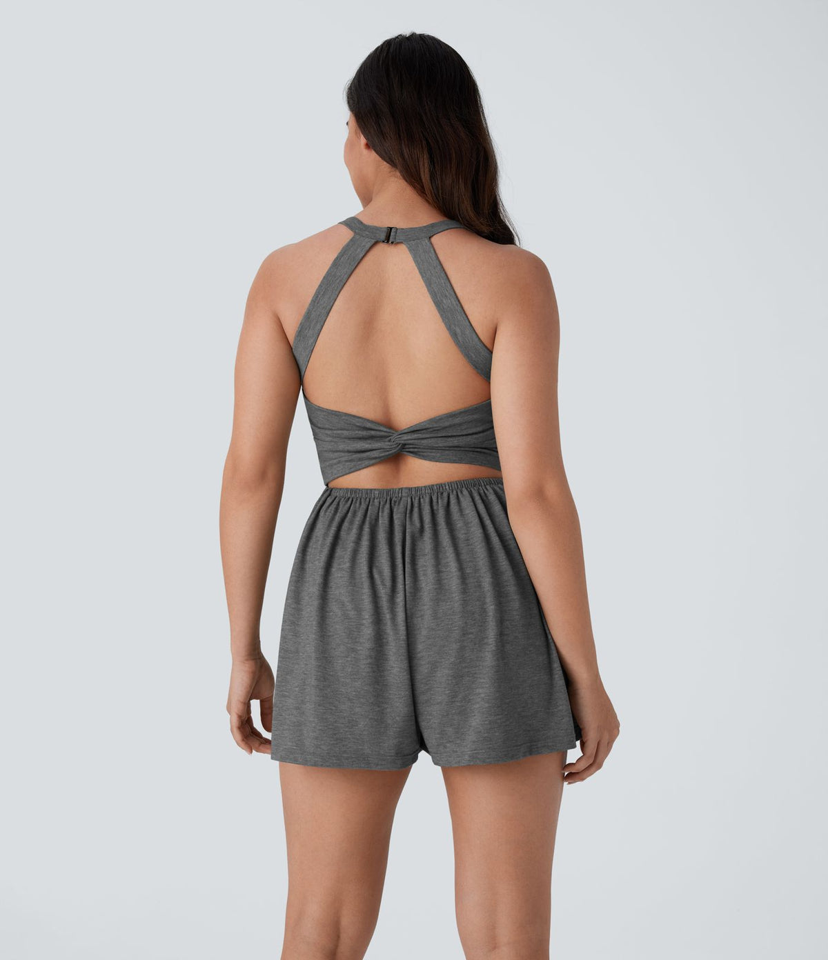 Combishort de villégiature 2-en-1 à dos nu, design torsadé, poches latérales - Édition Easy Peasy