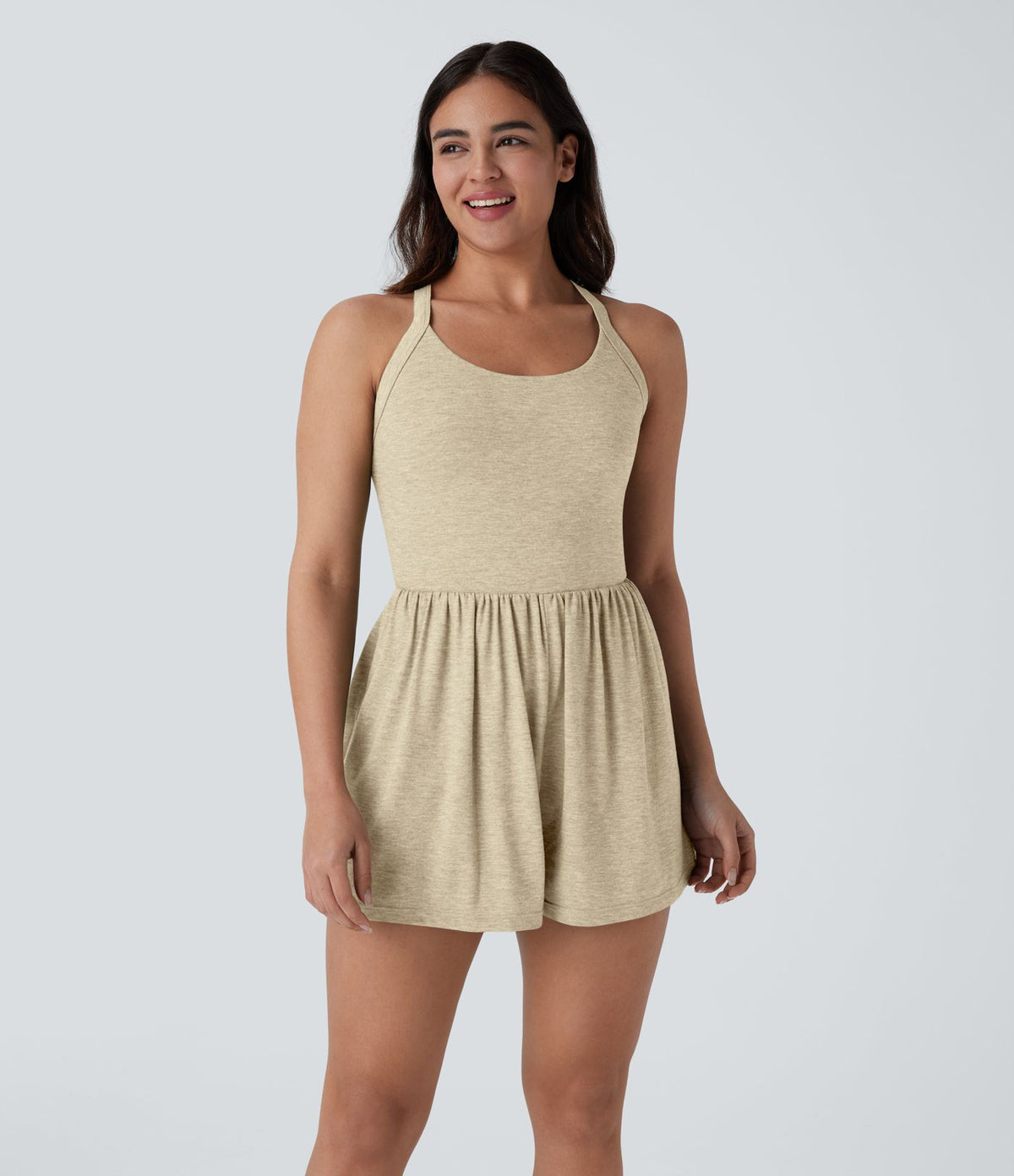 Combishort de villégiature 2-en-1 à dos nu, design torsadé, poches latérales - Édition Easy Peasy