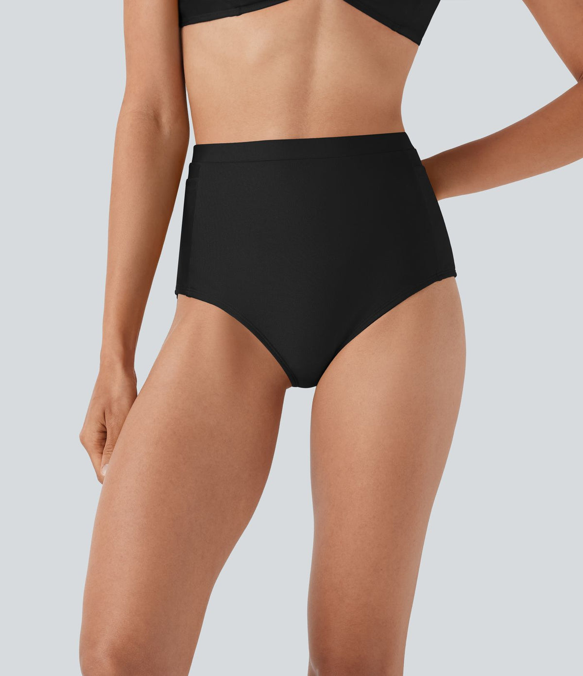 Bas de bikini brillant taille haute gainant avec poches
