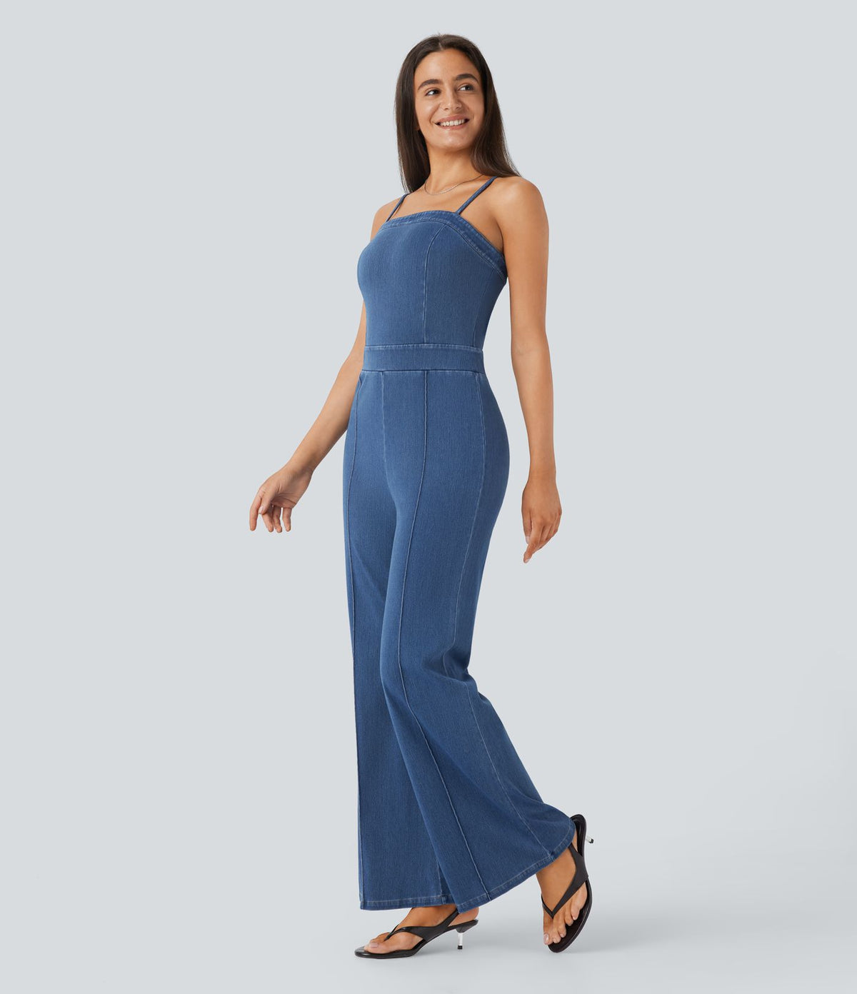 Combinaison décontractée Halara Flex™ en jean stretch délavé avec bretelles ajustables
