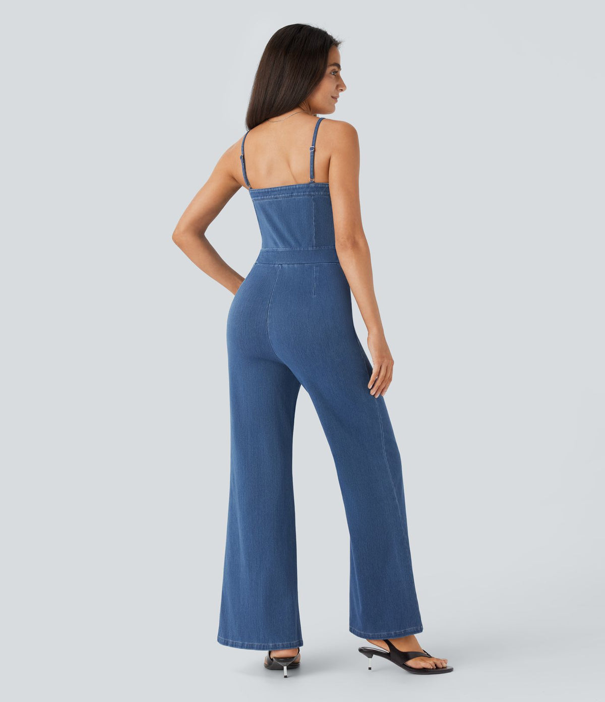 Combinaison décontractée Halara Flex™ en jean stretch délavé avec bretelles ajustables