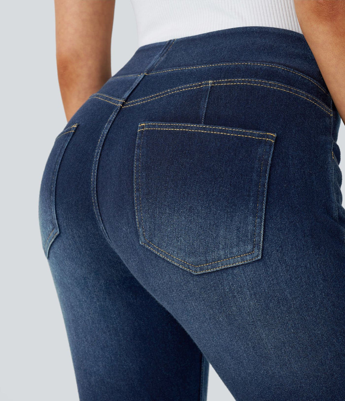Halara Flex™ Jean Casual 7/8 à Taille Haute pour Courbes avec Boutons Décoratifs Plusieurs Poches Tricot Extensible et Lavé