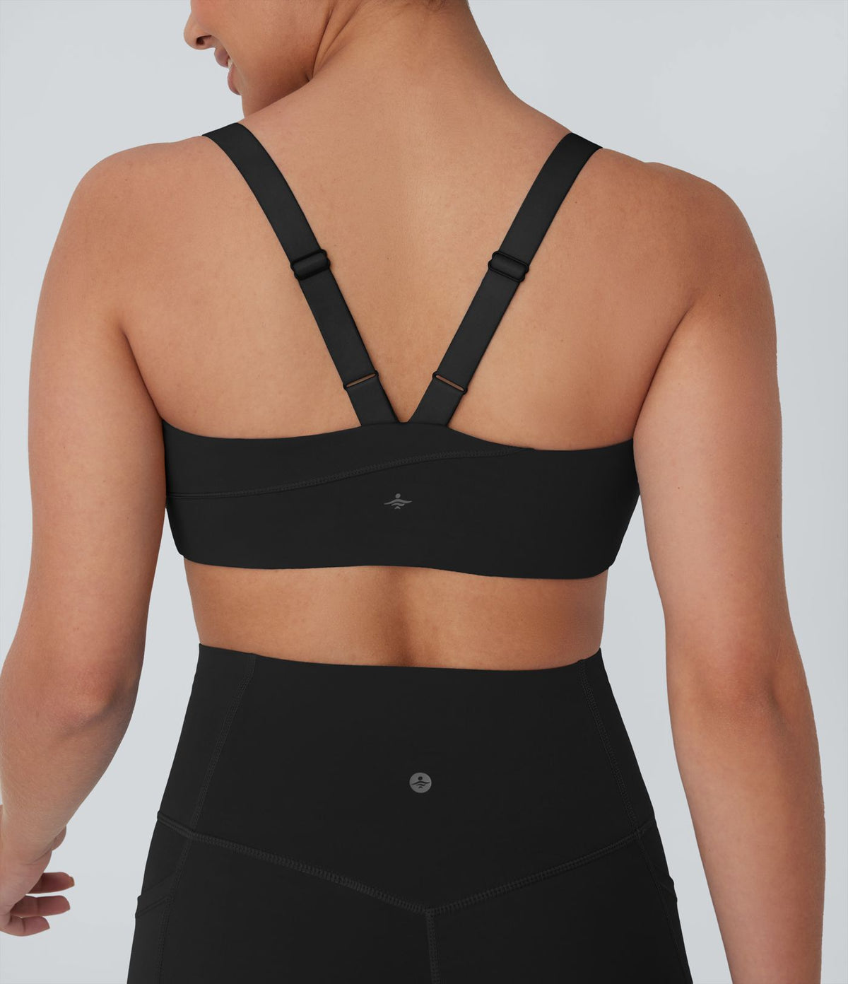 Brassière de sport entraînement Halara UltraSculpt™ soutien intermédiaire col U bonnets A-D