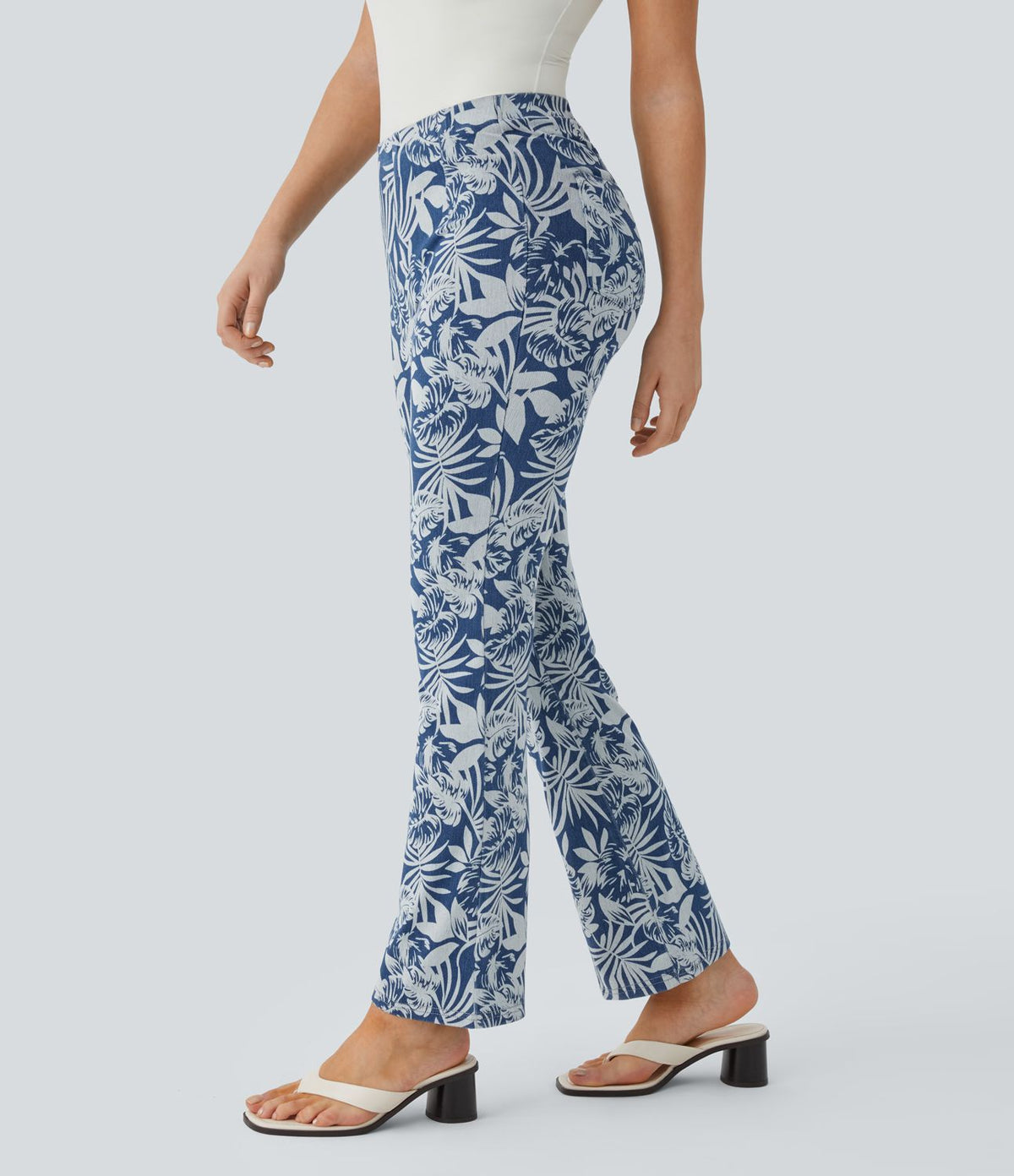 Halara Flex™ Legging Casual Taille Haute en Denim Tricoté Extensible avec Imprimé Floral Poche Arrière Effet Léger Évasé et Taille Élastique