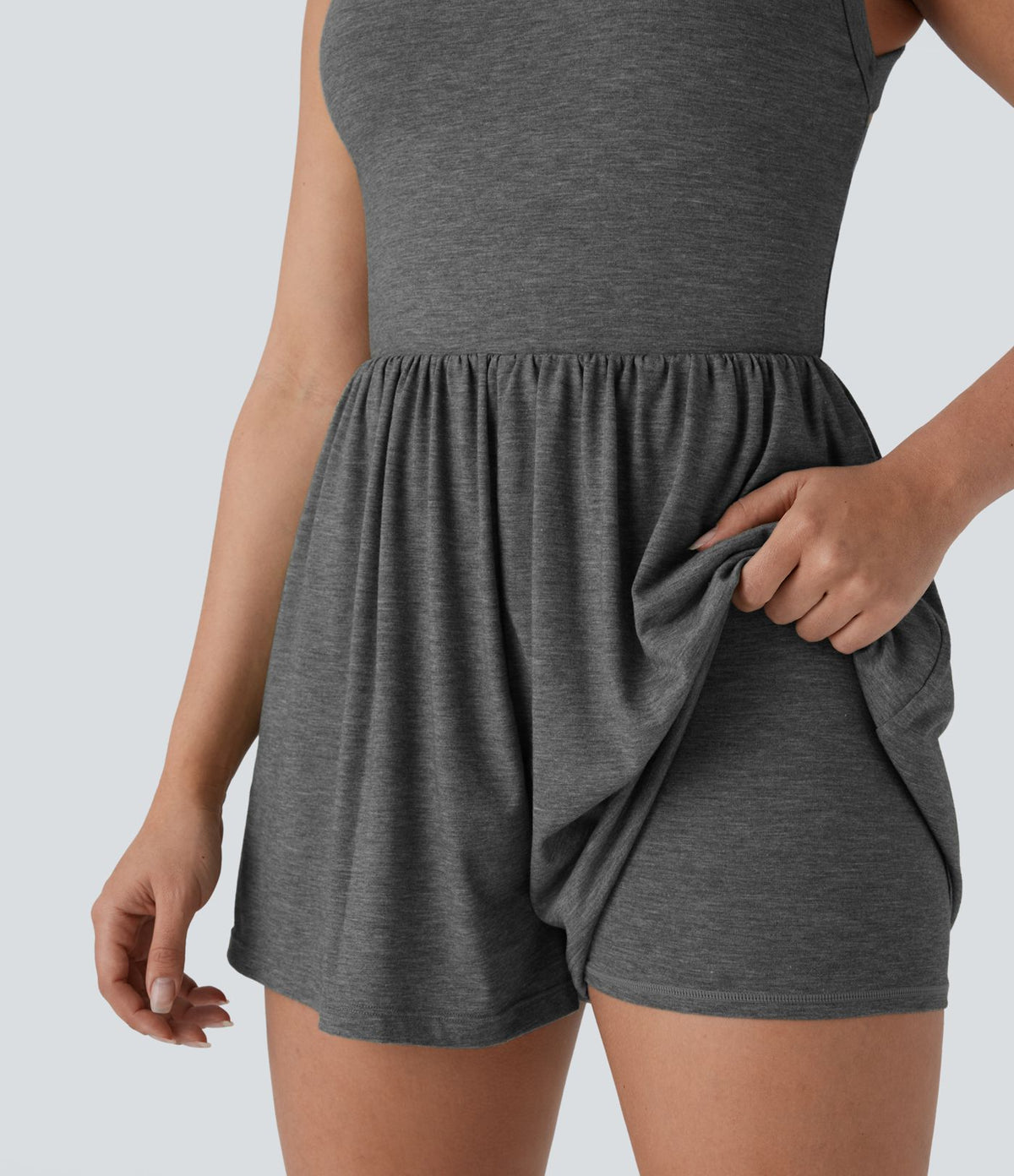 Combishort de villégiature 2-en-1 à dos nu, design torsadé, poches latérales - Édition Easy Peasy