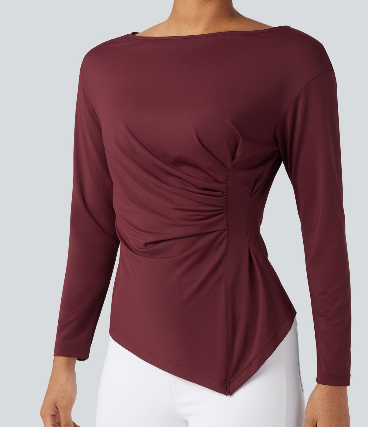 Blouse de travail ajustée col bateau manches longues froncée à ourlet asymétrique