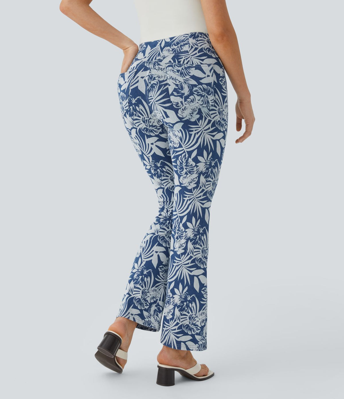 Halara Flex™ Legging Casual Taille Haute en Denim Tricoté Extensible avec Imprimé Floral Poche Arrière Effet Léger Évasé et Taille Élastique
