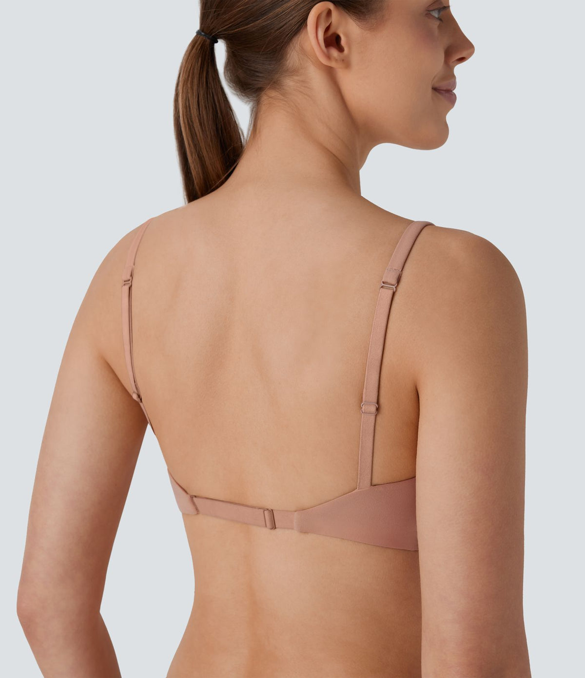 Brassière de détente extensible dos nu douce pour la peau avec bretelles ajustables