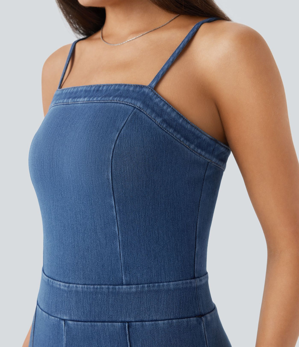 Combinaison décontractée Halara Flex™ en jean stretch délavé avec bretelles ajustables