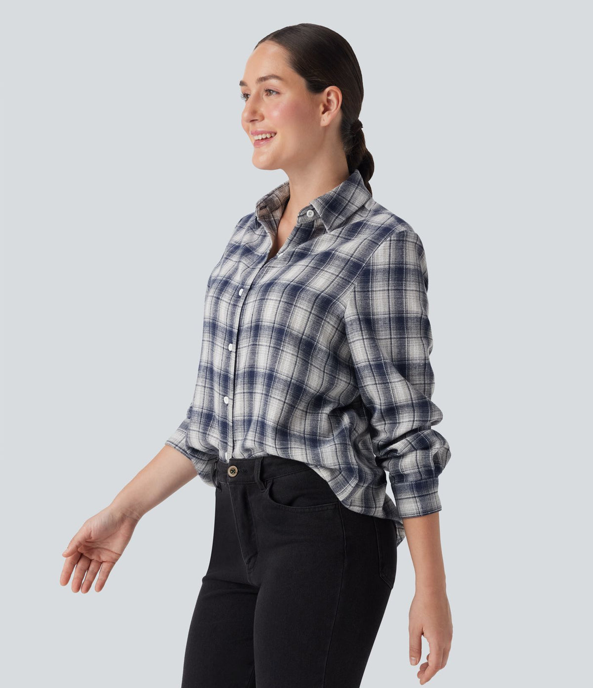 Chemise décontractée à motif écossais avec col, manches longues et boutonnage