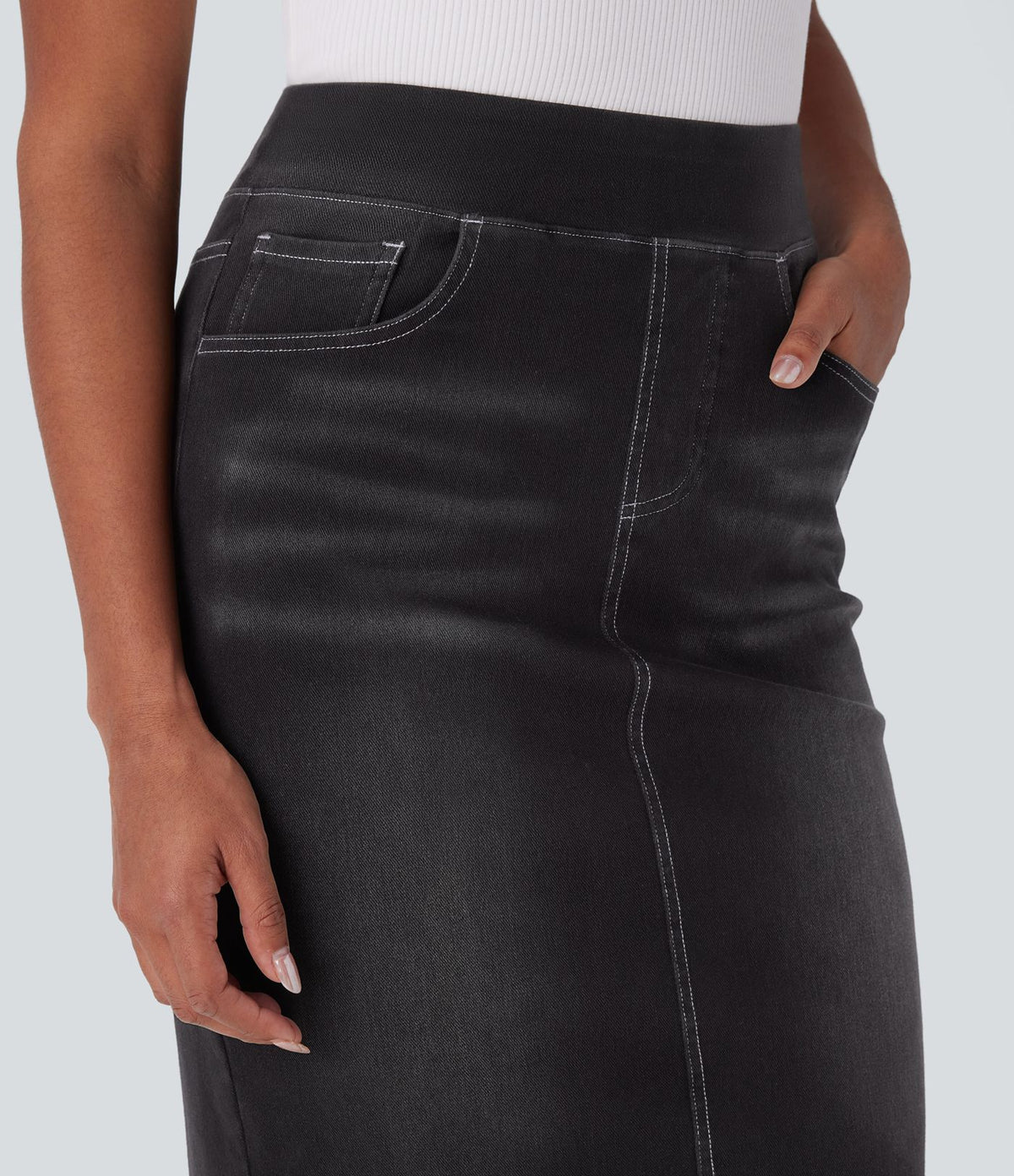 Halara Flex™ Jupe en Jean décontractée stretch délavé à taille haute, multiples poches et fente latérale