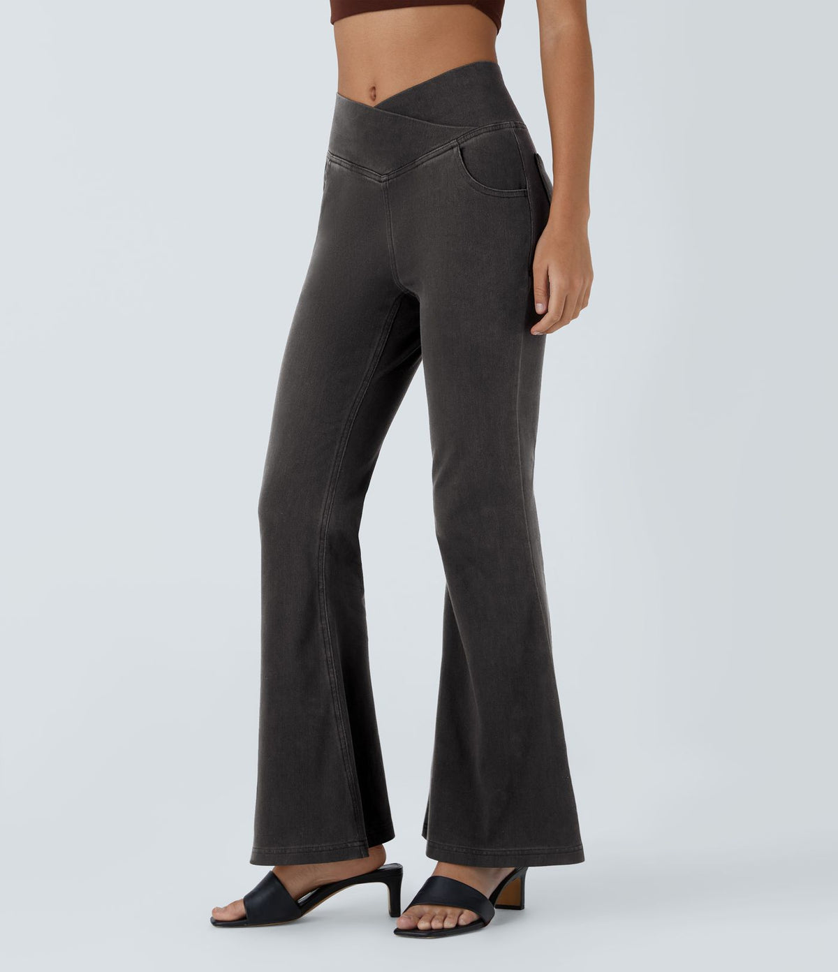 Halara Flex™ - Jean Ultra Evasé Tricot Extensible Lavé Poches Croisées Taille Haute